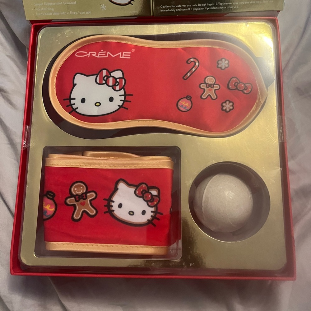 Hello Kitty Spa Set - Picture 2 of 2